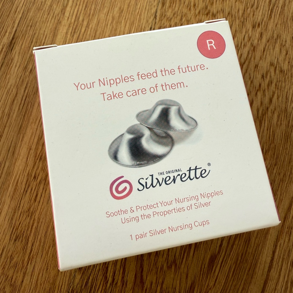 Silver Jeans Silver Nursing Cups - Protective Silver Nursing Cups (Pink Accents)